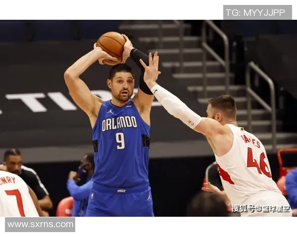 尼克斯与太阳激战正酣比分揭晓引发球迷热议 尼克斯与太阳激战正酣比分揭晓引发球迷热议