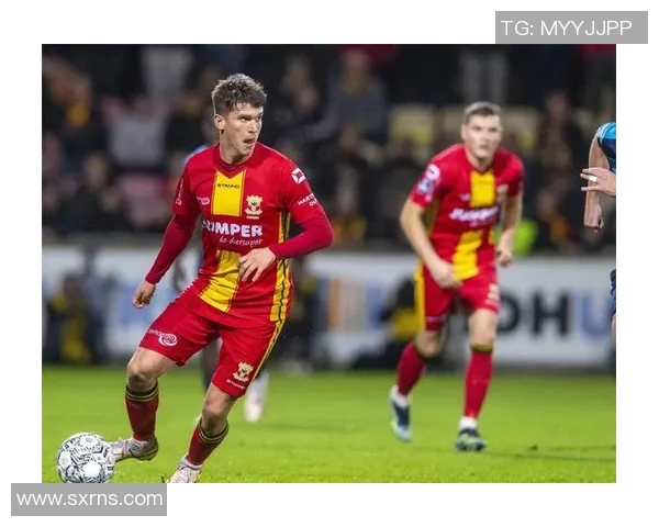 奈梅亨主场迎战埃因霍温FC双方争夺关键三分的激烈对决