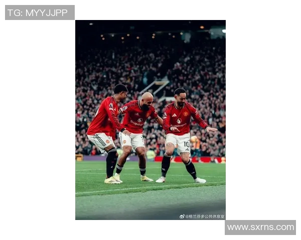 曼联对阵皇马C罗重返老特拉福德引发球迷热议