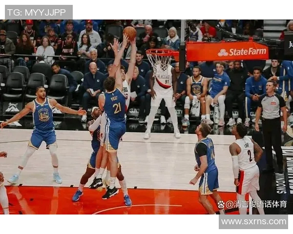 开拓者与勇士全场激战回顾精彩瞬间与关键时刻分析 开拓者与勇士全场激战回顾精彩瞬间与关键时刻分析